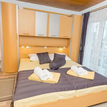 Lanterna بيت ضيافة 3*
