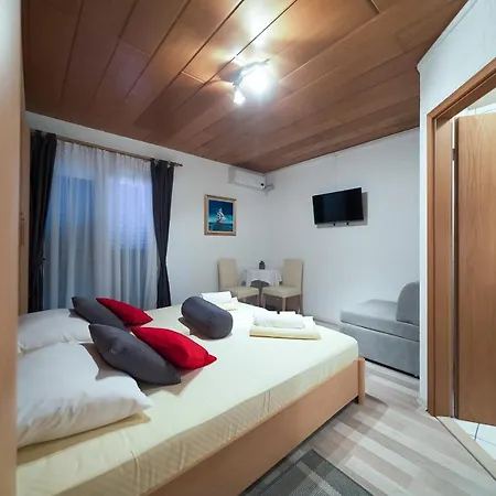 بيت ضيافة Lanterna 3*