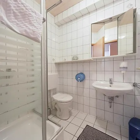 Konukevi Lanterna 3*
