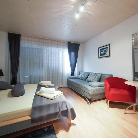 Konukevi Lanterna 3*